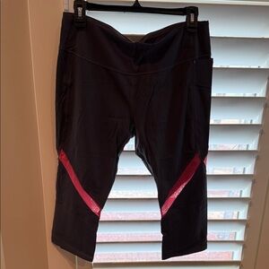 CALIA by Carrie Underwood Dark Grey and Pink Women's Leggings sz L